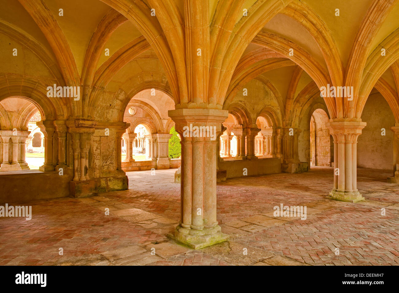 La salle capitulaire de l'abbaye de Fontenay, site classé au patrimoine mondial, la Côte d'Or, Bourgogne, France, Europe Banque D'Images