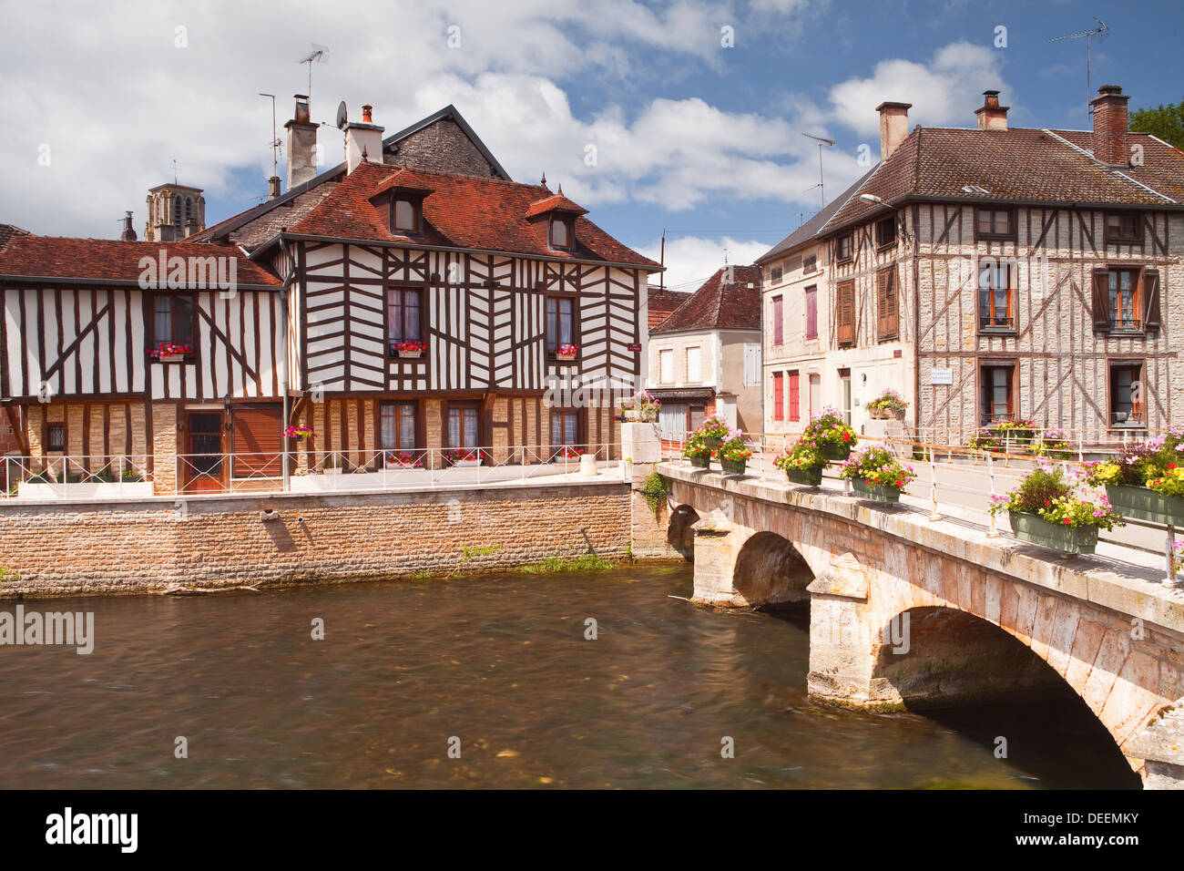 Maisons à colombages dans le village d'Essoyes, Aube, Champagne-Ardenne, France, Europe Banque D'Images
