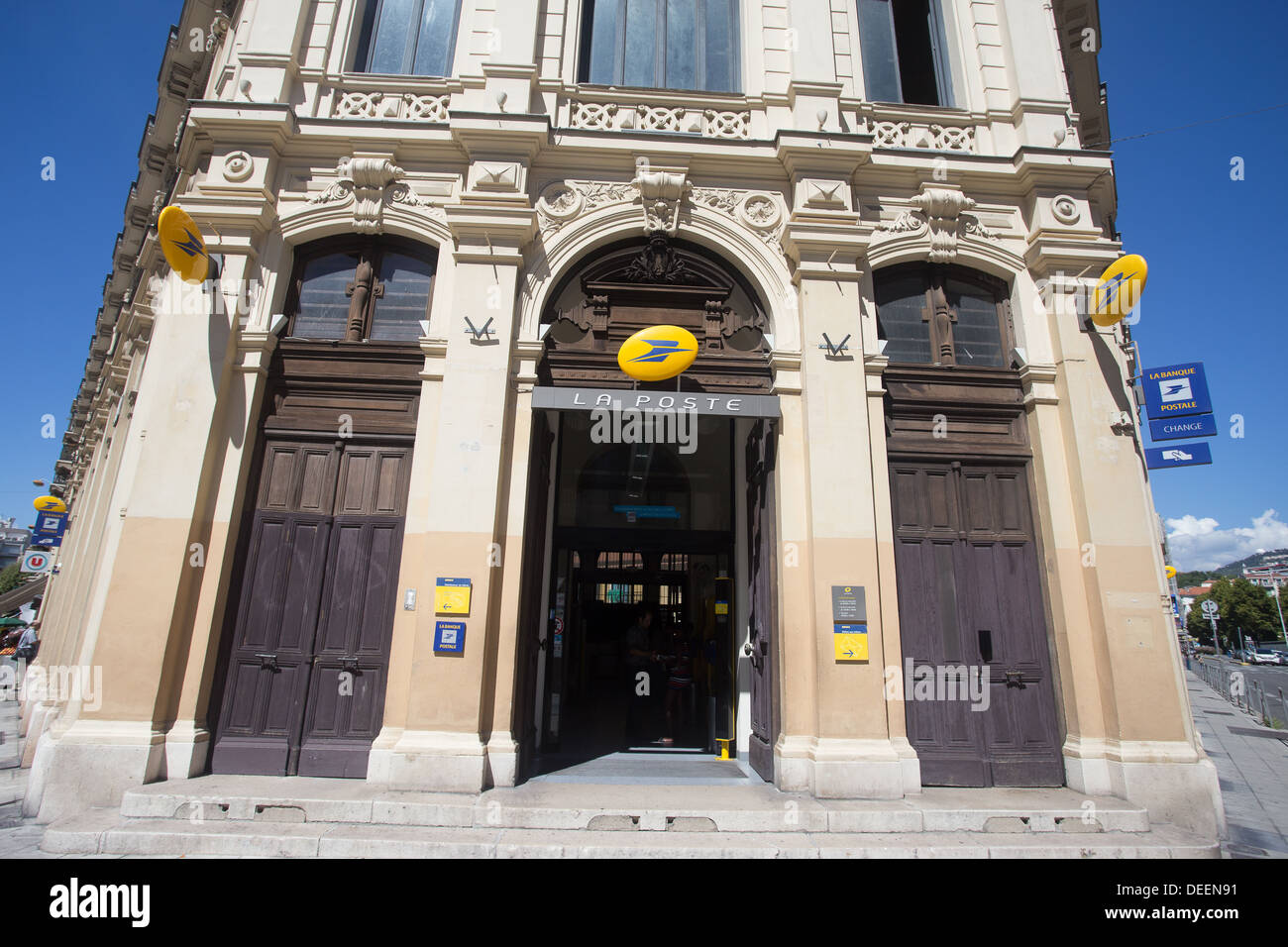 Rue de l'Hôtel des Postes Nice Cote d'Azur alpes Alpes France Europe Banque D'Images