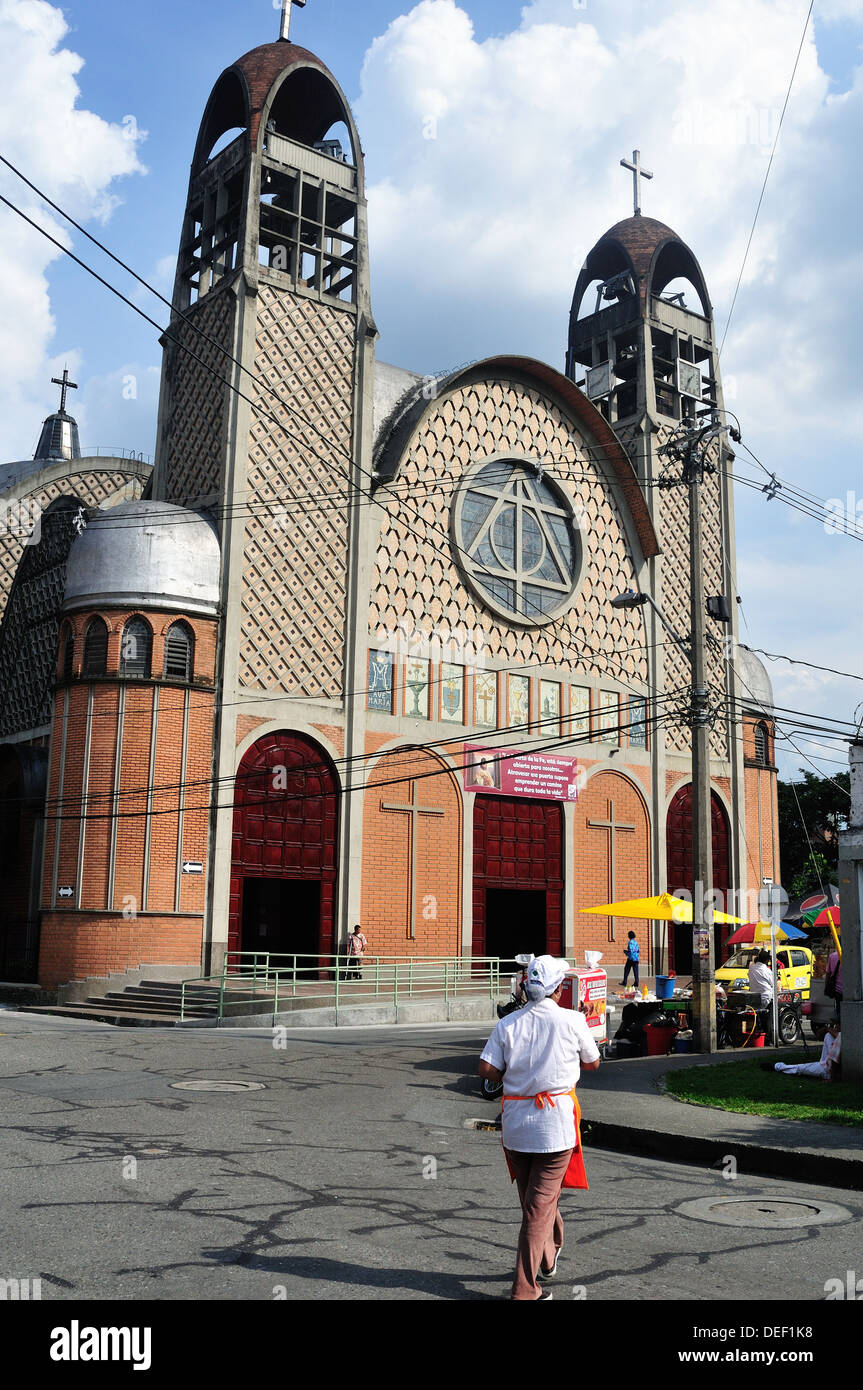 Église de San Juan - avenue Centre de Medellin .Département d'Antioquia. Colombie Banque D'Images