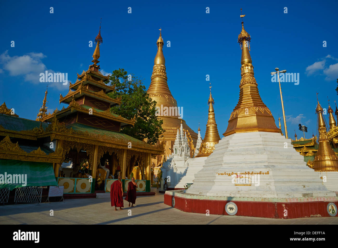 Paya Shwedagon, Yangon (Rangoon), le Myanmar (Birmanie), l'Asie Banque D'Images