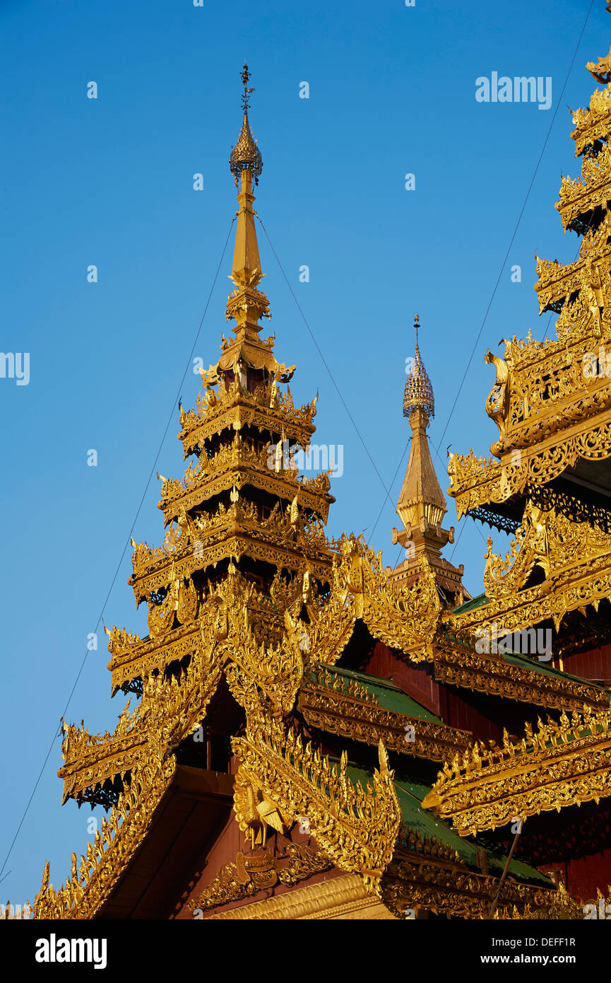 Monastère, Paya Shwedagon, Yangon (Rangoon), le Myanmar (Birmanie), l'Asie Banque D'Images