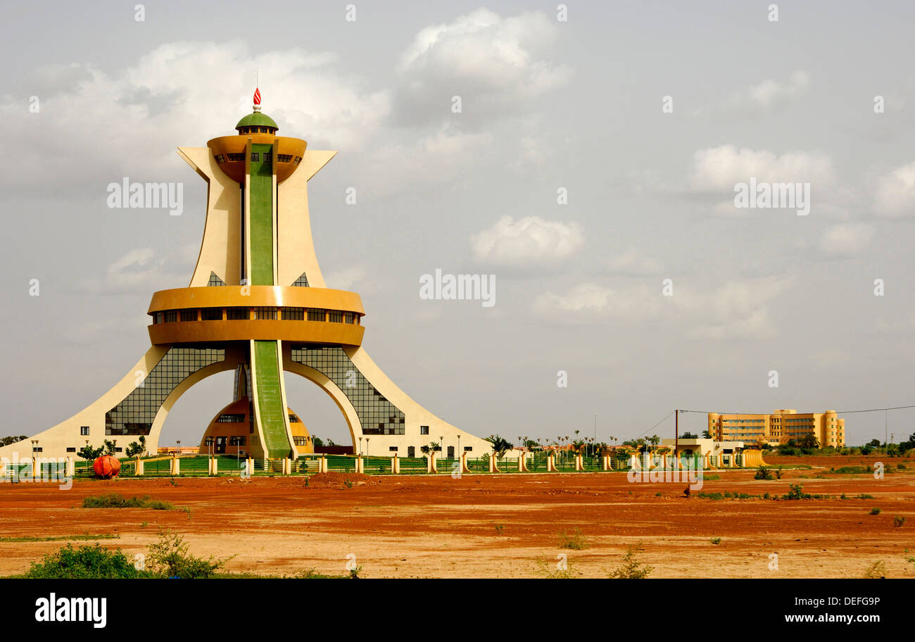 monument-des-martyrs-ouagadougou-burkina-faso-photo-stock-alamy
