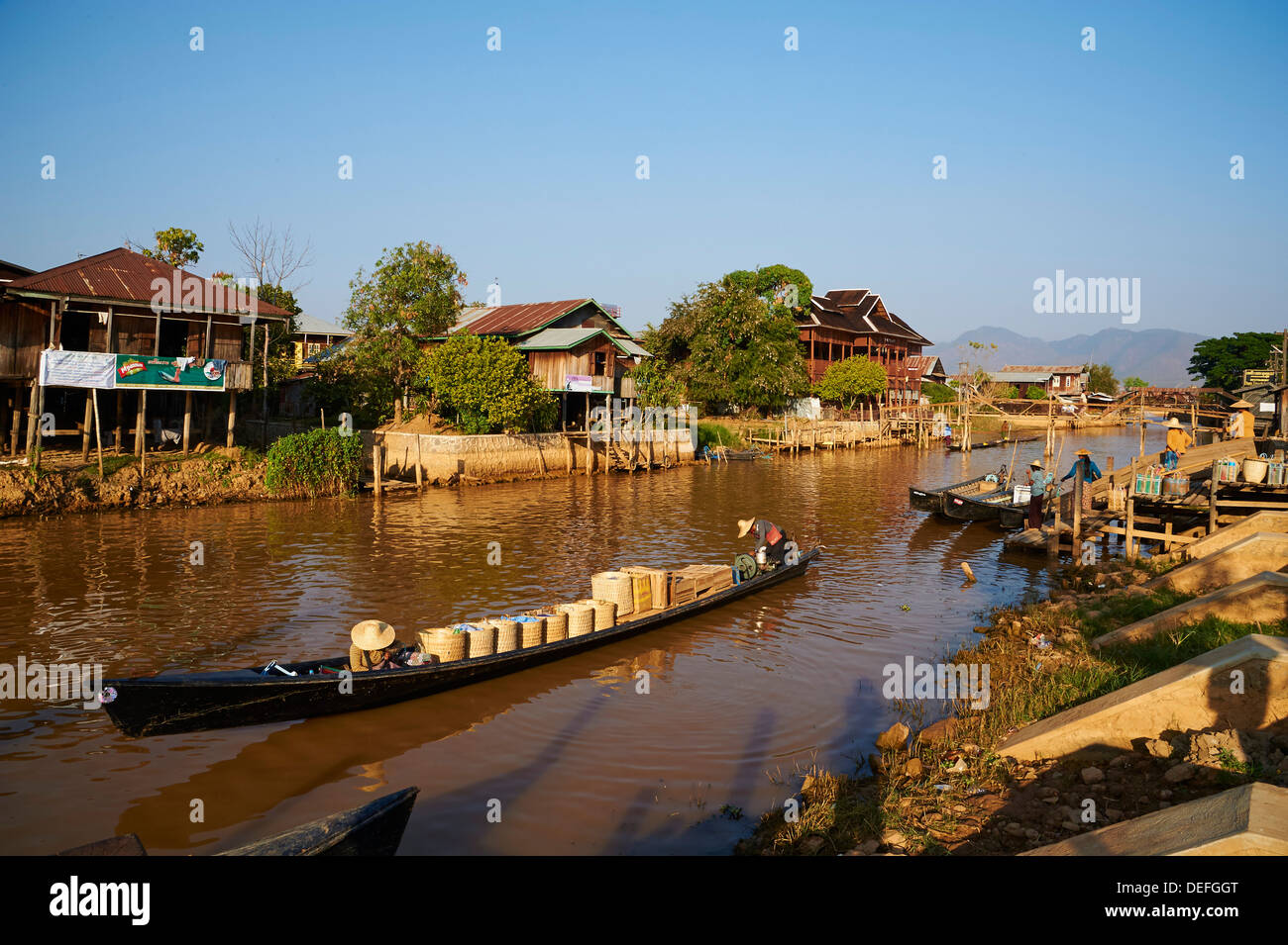 Village de Ywama, lac Inle, l'État de Shan, Myanmar (Birmanie), l'Asie Banque D'Images