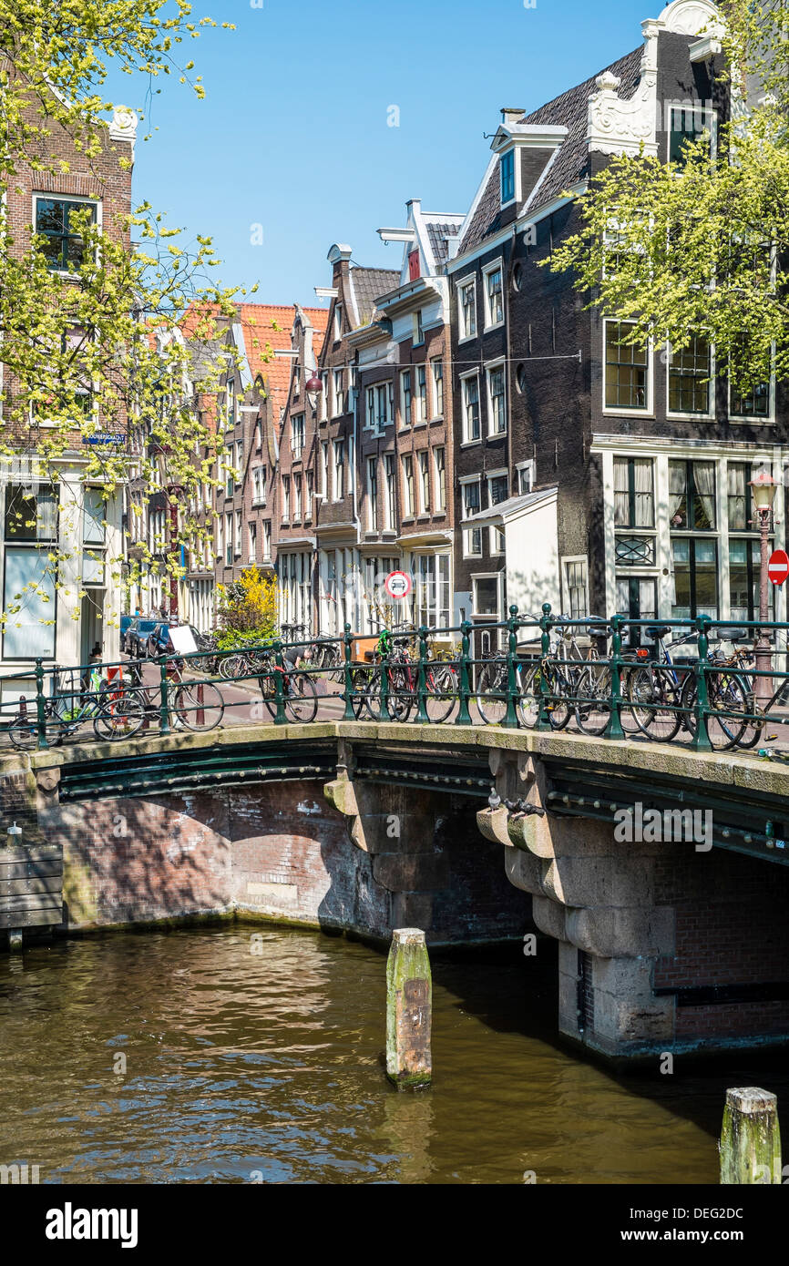 Pont sur Brouwersgracht, Amsterdam, Pays-Bas, Europe Banque D'Images