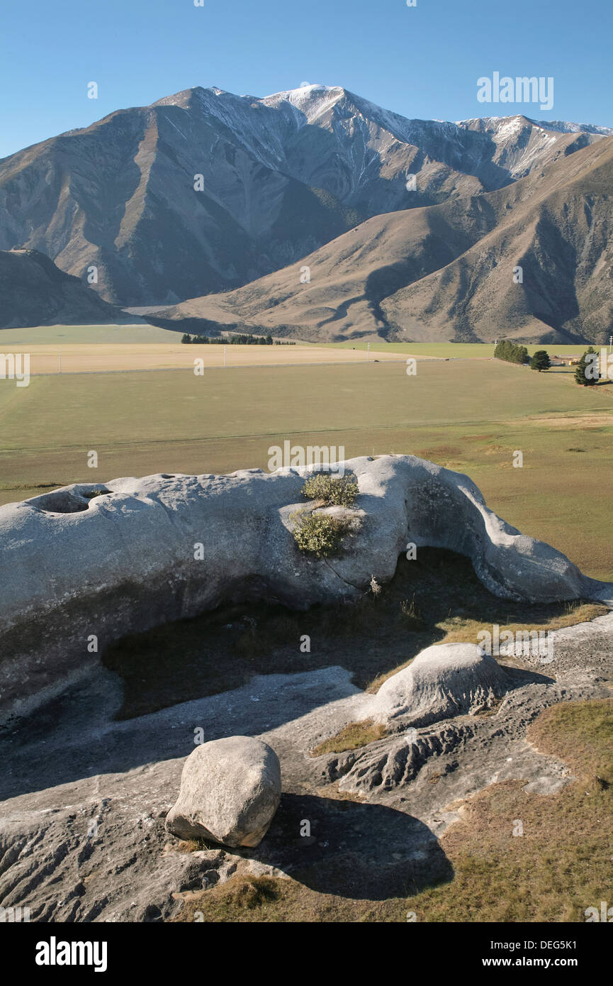Nouvelle-zélande paysage épique voir la colline du château et les montagnes des Alpes du sud de l'île du sud Nz. Banque D'Images