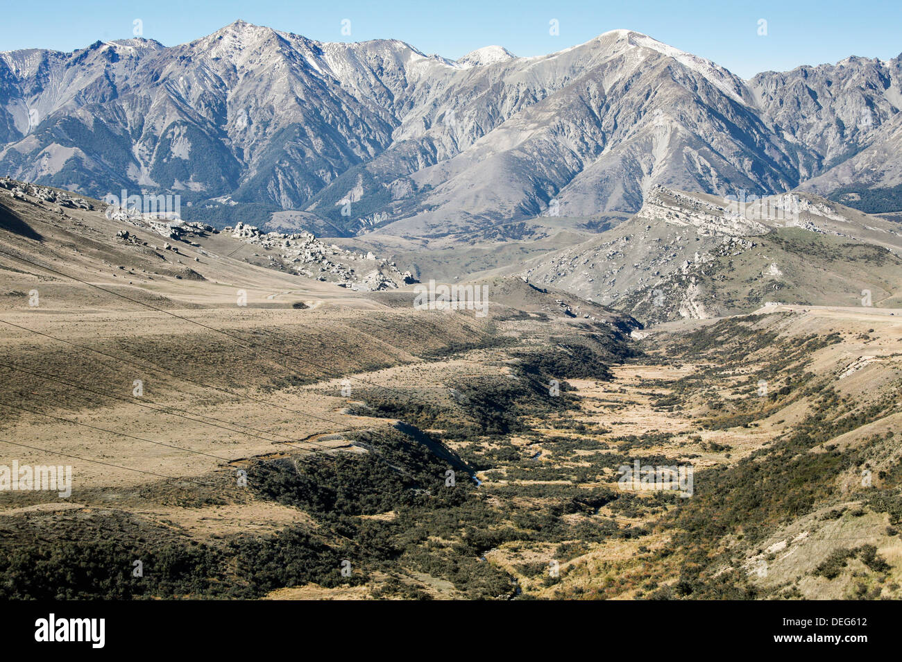 Nouvelle-zélande paysage épique voir la colline du château et les montagnes des Alpes du sud de l'île du sud Nz. Banque D'Images