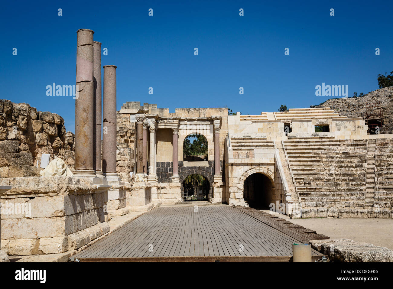 Ruines de l'amphithéâtre, d'Roman-Byzantine ville de Scythopolis, tel le parc national de Beit Shean, Beit Shean, Israël, Moyen Orient Banque D'Images
