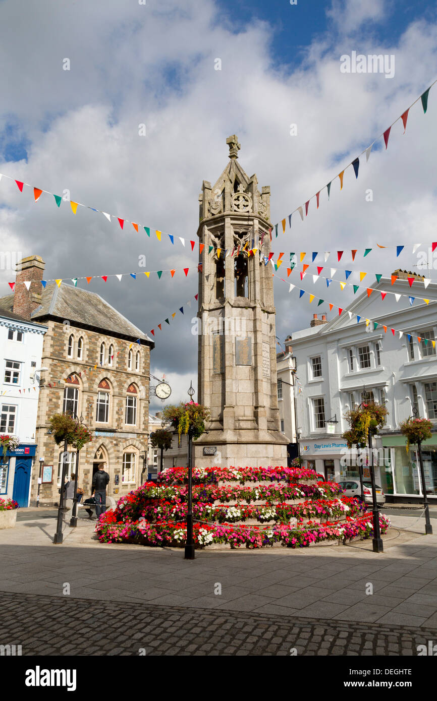 Launceston ; War Memorial ; Town Square, Cornwall, UK Banque D'Images