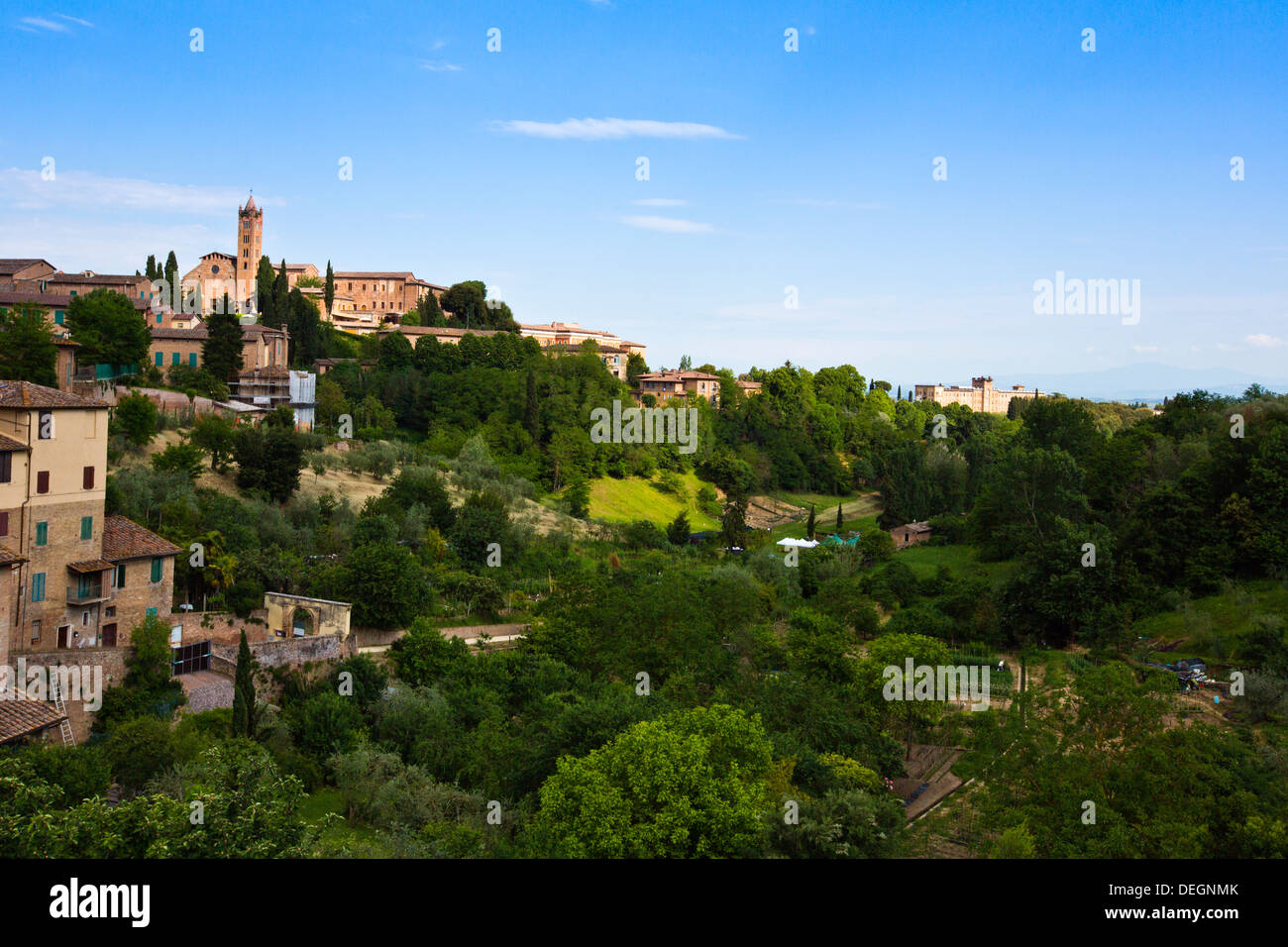 Portrait d'une ville d'une colline, Sienne, Toscane, Italie Banque D'Images