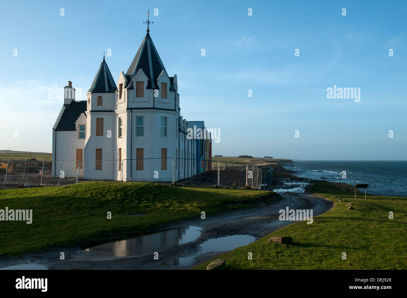 Le bâtiment de l'hôtel en rénovation (janvier 2013) à John O' Groats, Caithness, Ecosse, Royaume-Uni Banque D'Images