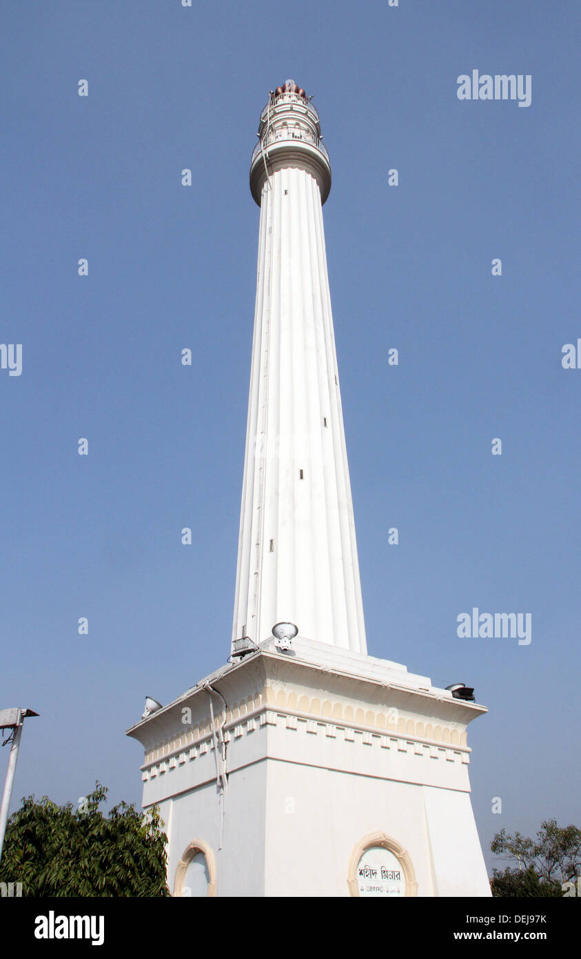 Shaheed Minar autrefois connu sous le nom de Ochterlony Monument, a été érigé en 1828 en mémoire de Major-général Sir David Ochterlony Banque D'Images