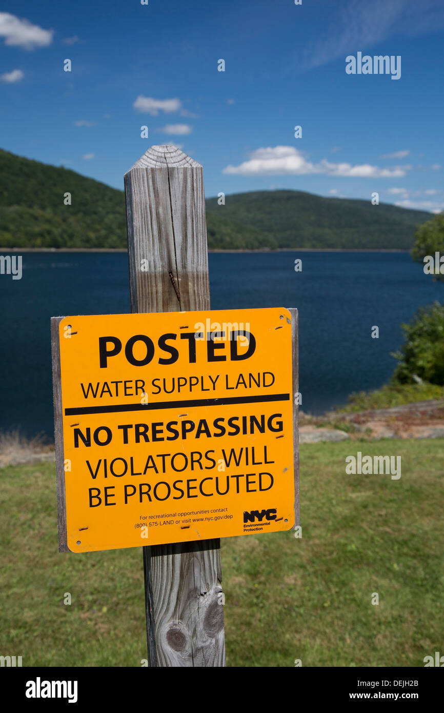 Réservoir d'eau de la ville de New York dans les montagnes Catskill Banque D'Images