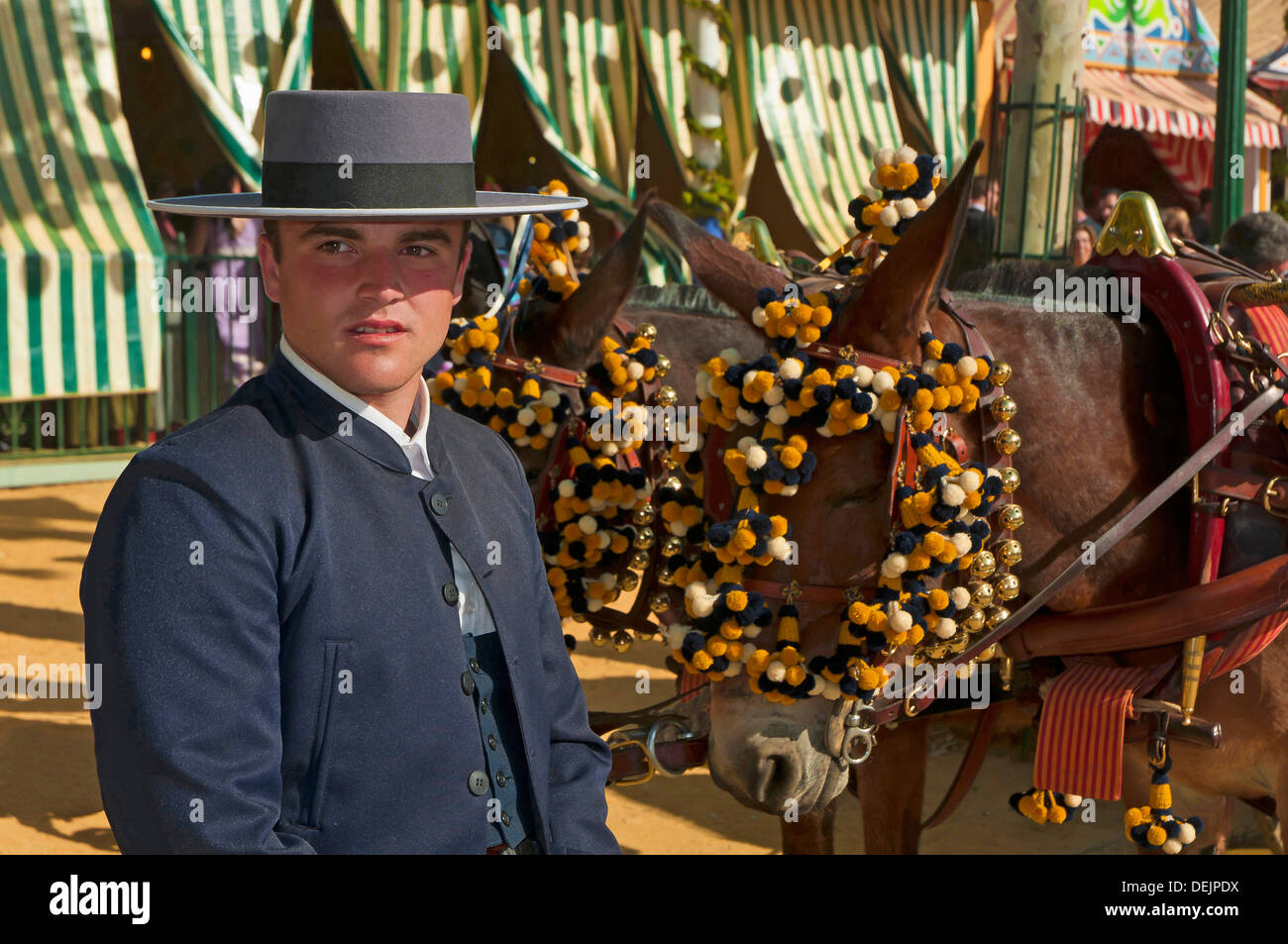 Foire d'avril, chauffeur transport et de mulets, Séville, Andalousie, Espagne, Europe Banque D'Images