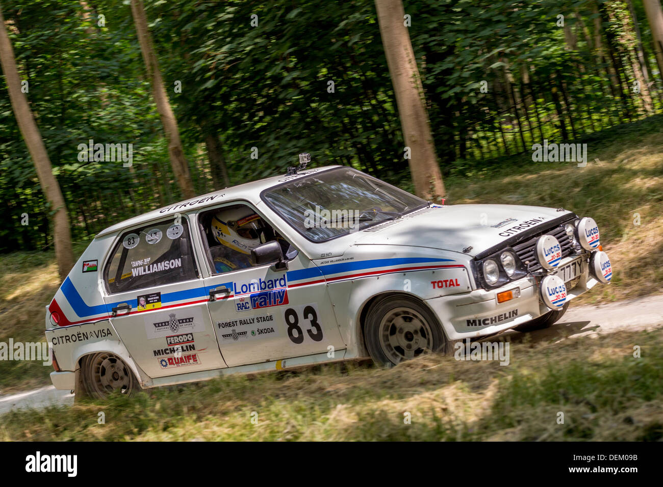 Citroen visa rally car Banque de photographies et d'images à haute  résolution - Alamy