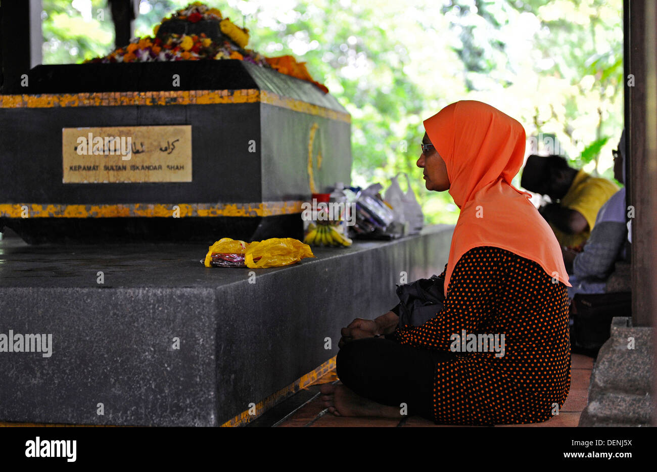 Mousselines à l'Iskandar Shah, un lieu de culte musulman dans la région de Fort Canning Park Singapore célébrant la fin du Ramadan ou l'Aïd Al Fitr - -. Banque D'Images
