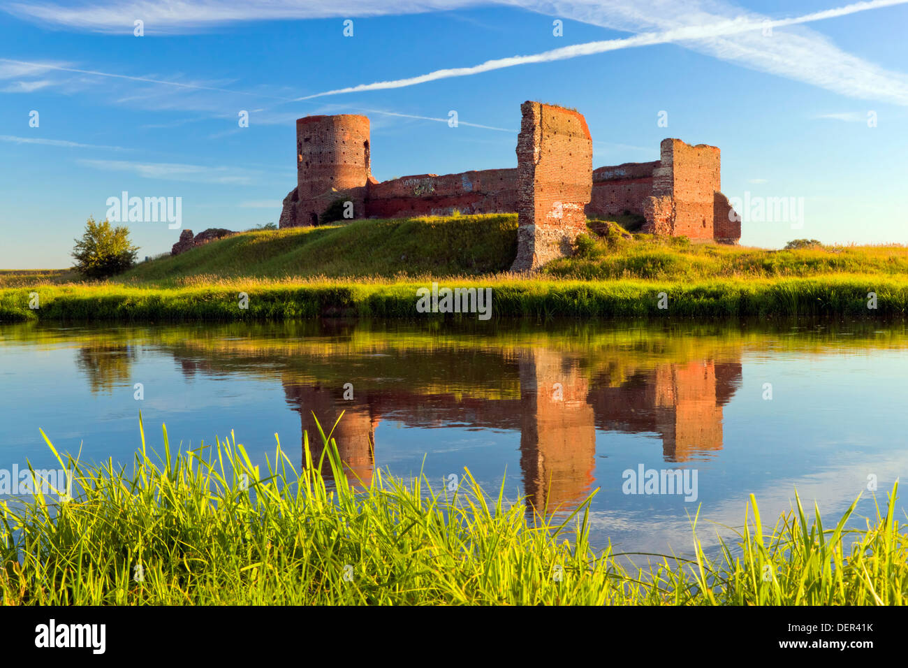 Kolo château sur la rivière Warta, la Pologne, l'Europe. Banque D'Images