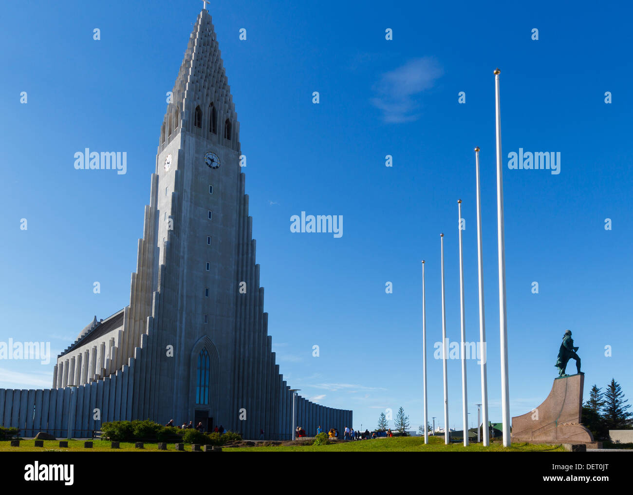 Statue de Leif Erikson et Hallgrimskirkja. Reykjavik, Islande, Europe. Banque D'Images
