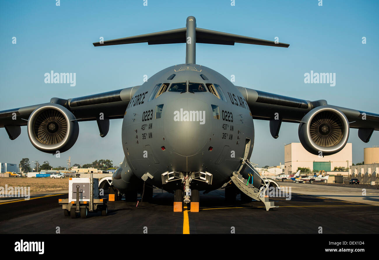 La dernière U.S. Air Force C-17 Globemaster III, P-223, est la ligne d'assemblage de Boeing et placé sur la ligne de vol de durin Banque D'Images
