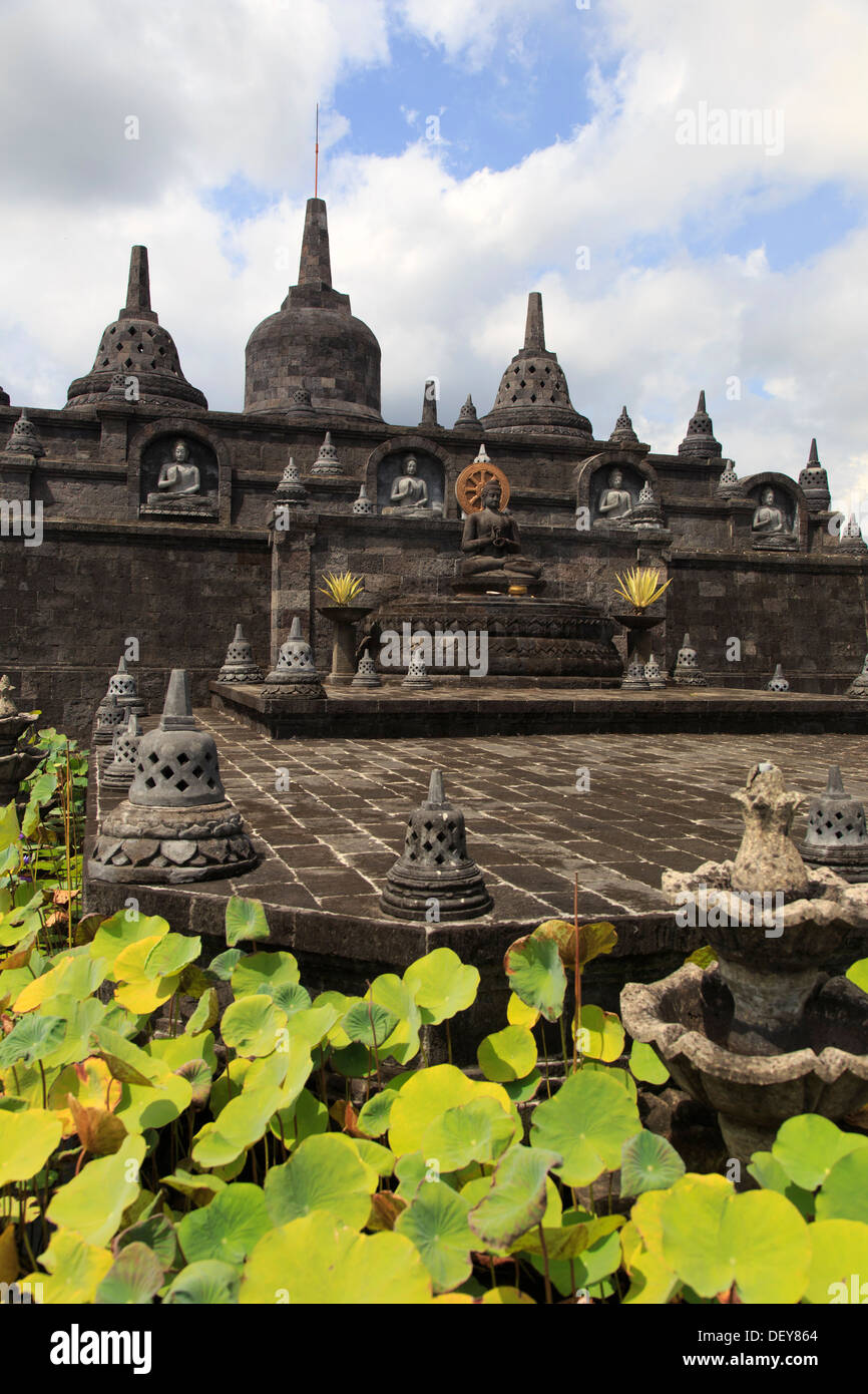 L'INDONÉSIE, Bali, Côte Nord, Panjar Brahama Vihara Arama, Temple bouddhiste, le plus important à Bali Banque D'Images