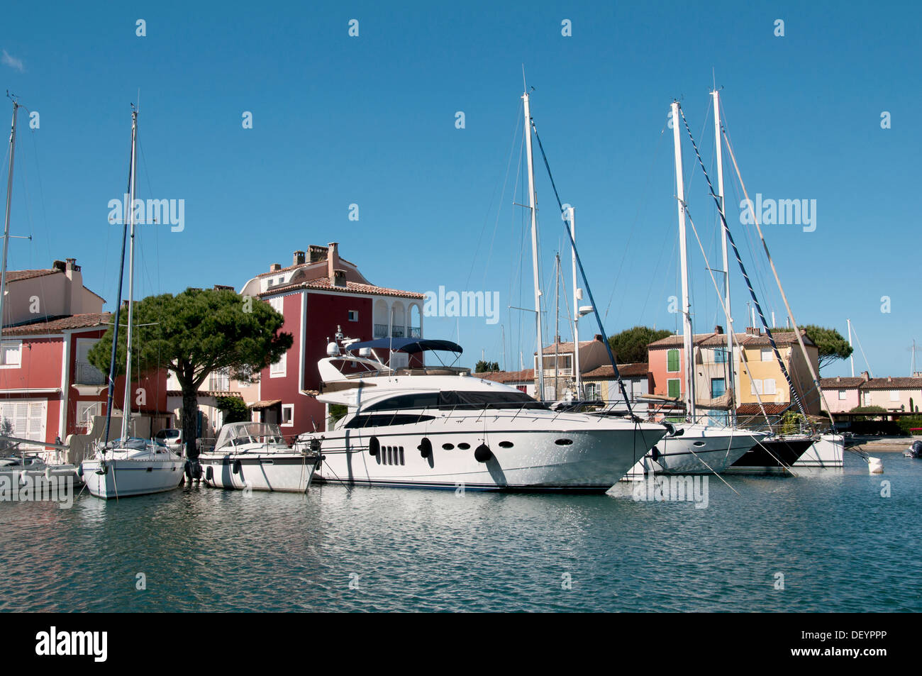 Port Grimaud côte d'Azur Côte d'Azur France Méditerranée Banque D'Images