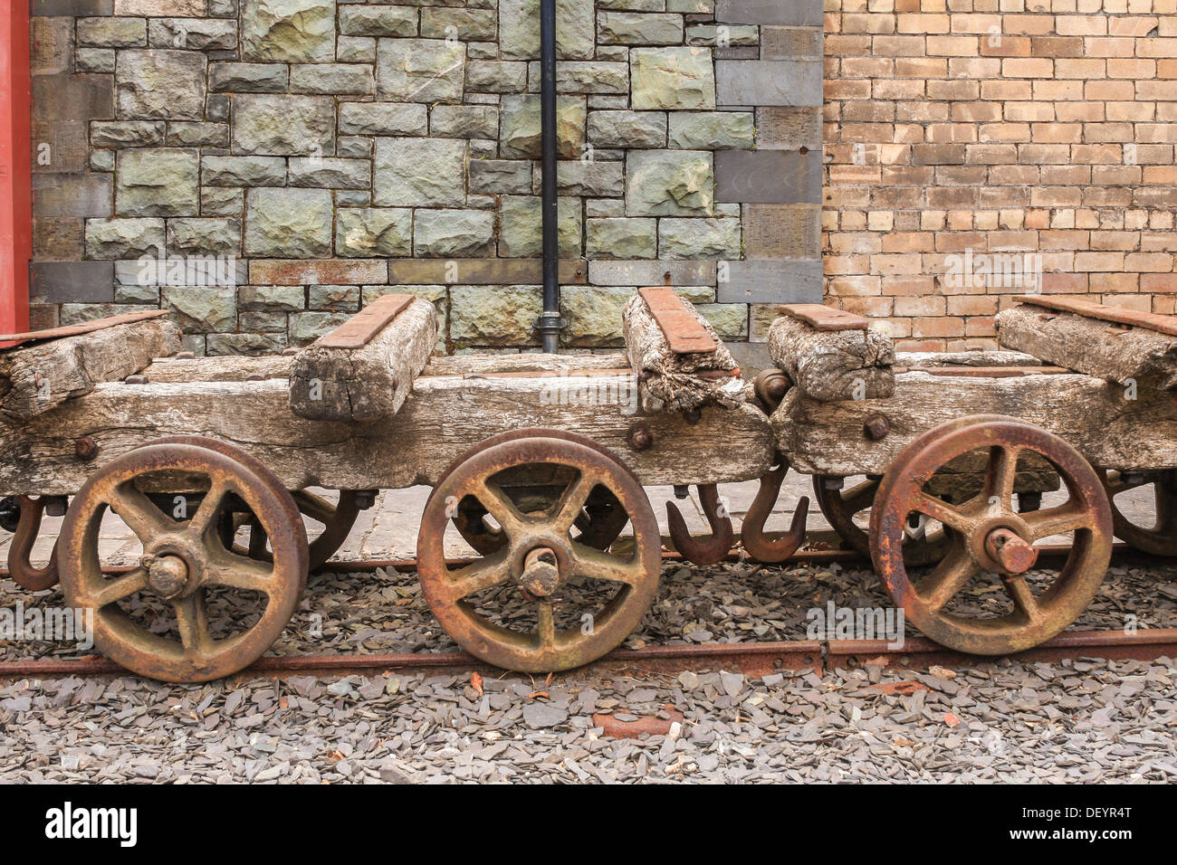 Matériel roulant désaffectées, National Slate Museum (Musée de l'Ardoise galloise précédemment), Gilfach Ddu, Llanberis, Gwynedd, Pays de Galles Banque D'Images