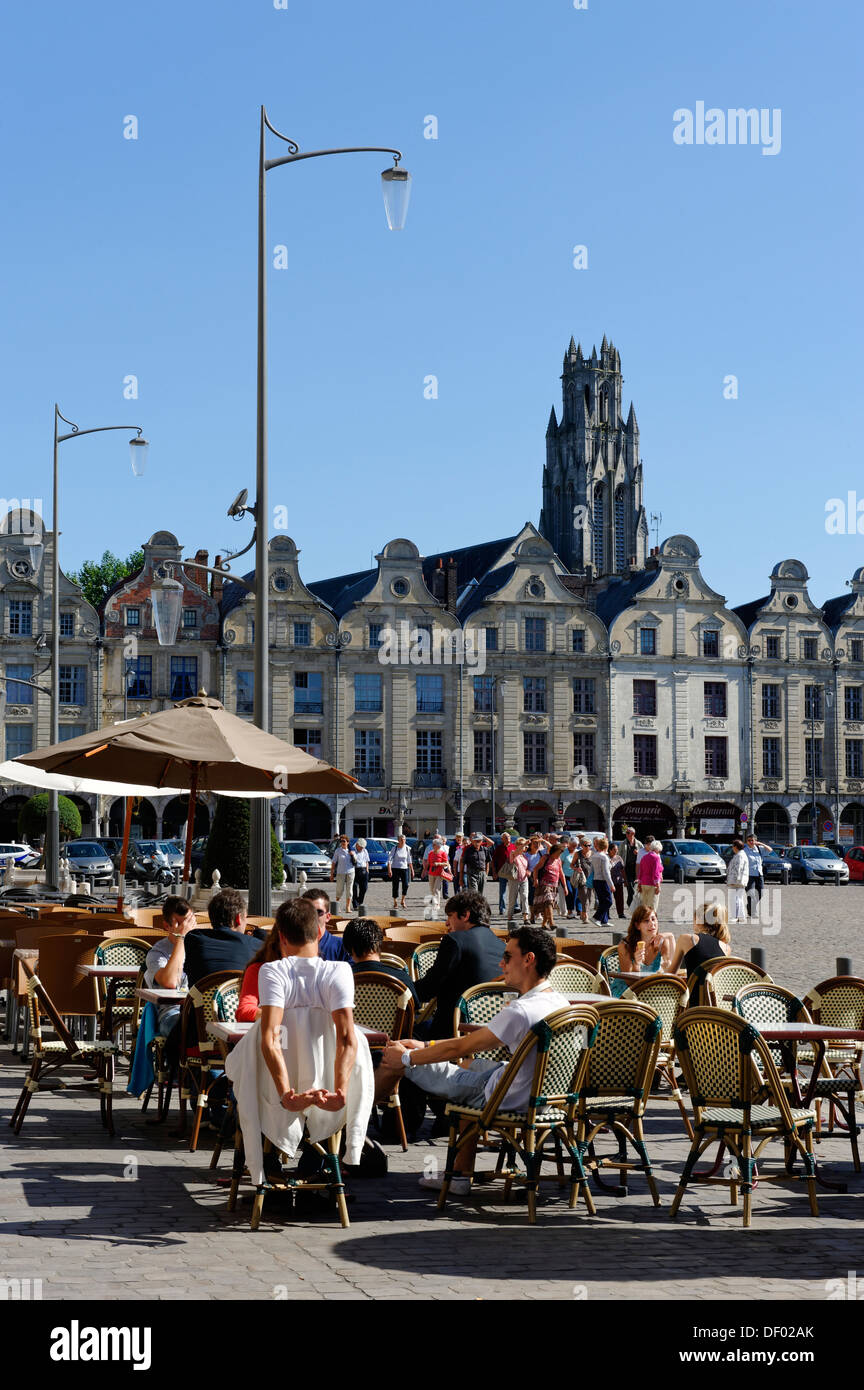 Place des Héros square, Arras, Pas-de-Calais, France, Europe Banque D'Images