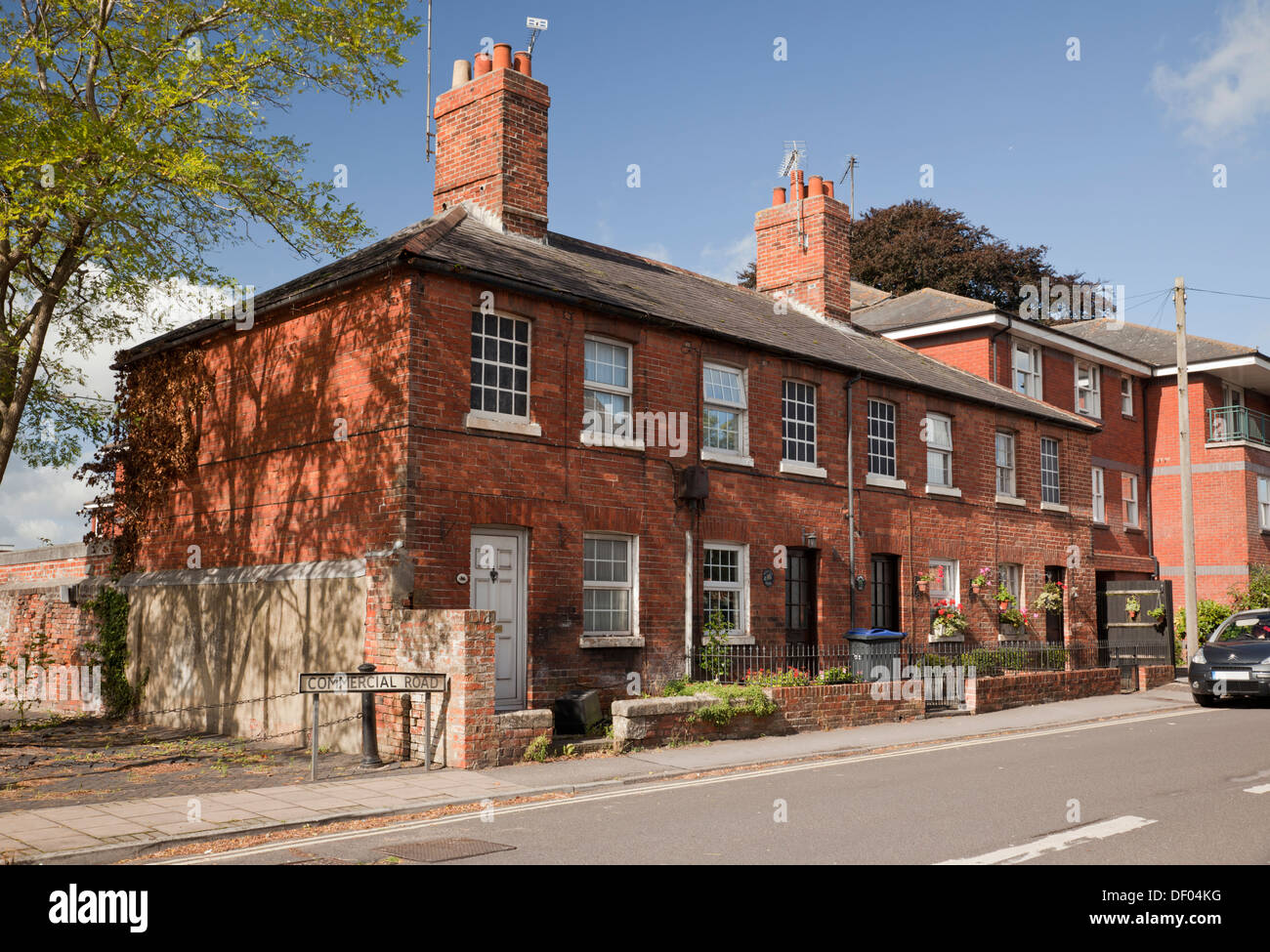 Maisons dans Commercial Road, Devizes, Wiltshire, Angleterre, Royaume-Uni Banque D'Images