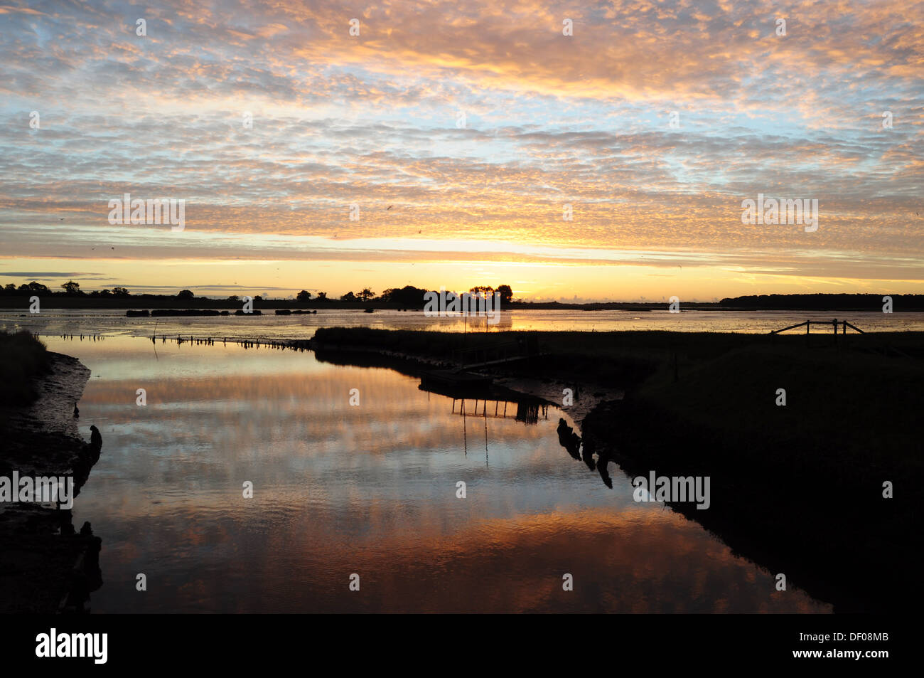 Rivière Sunrise Suffolk Framlingham Blyth Banque D'Images