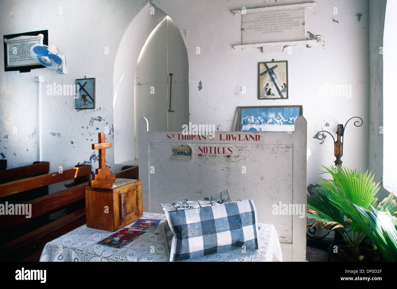 Nevis St Kitts St Thomas Church Interior Collection fort Banque D'Images