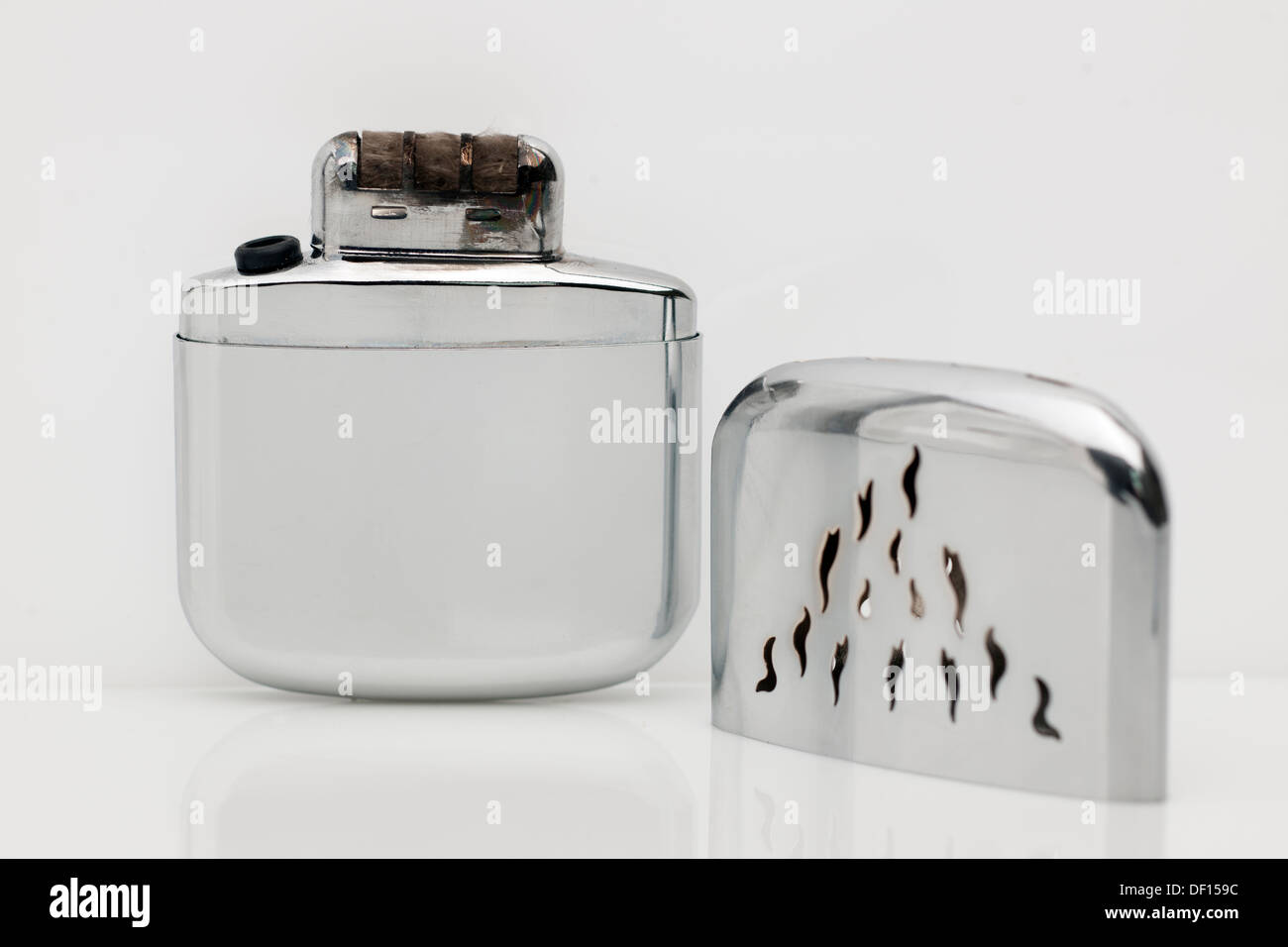 Essence métal chauffe-mains après l'utilisation initiale Banque D'Images