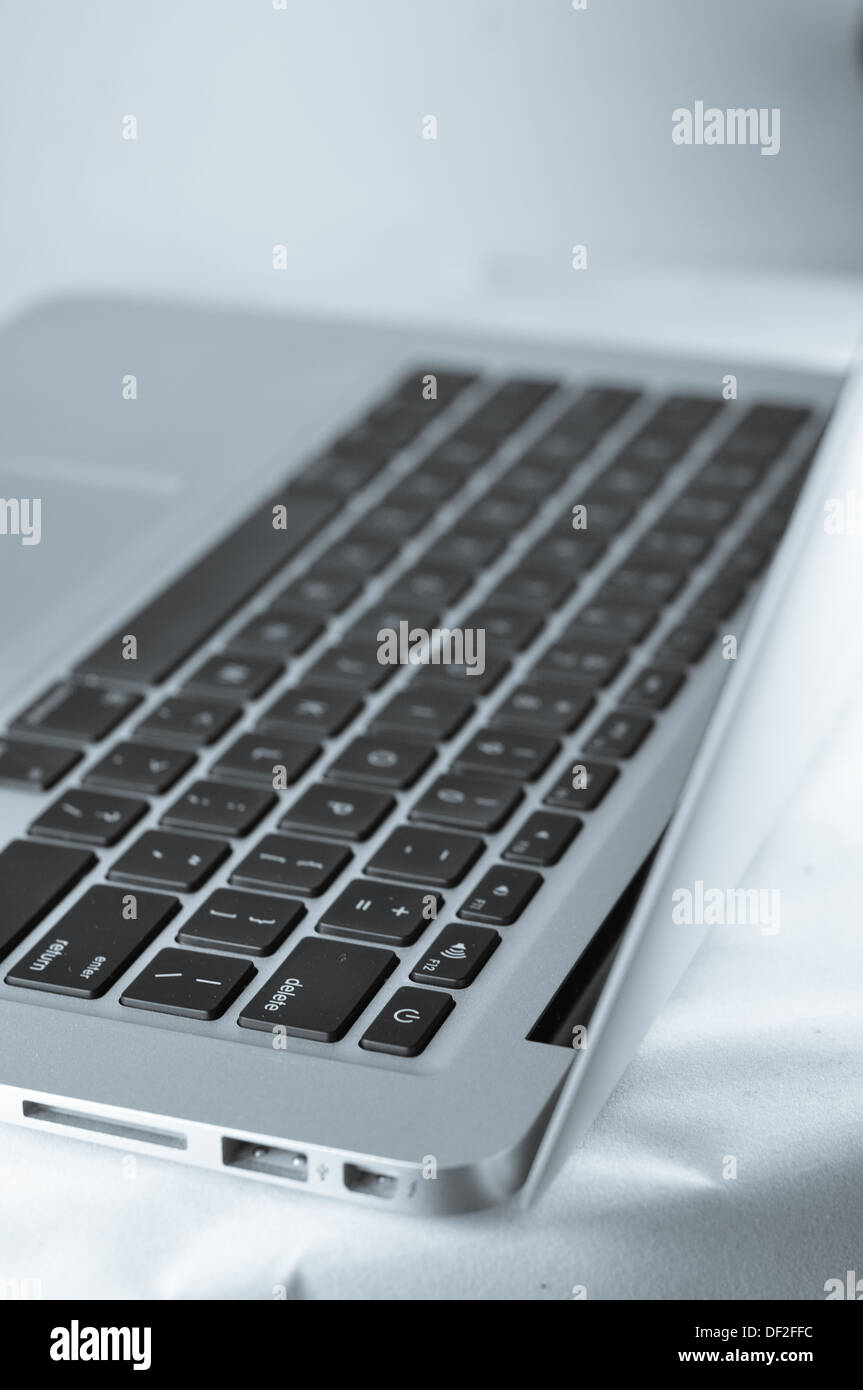Macbook Air dans différentes d'ossature, le clavier et le côté. Banque D'Images
