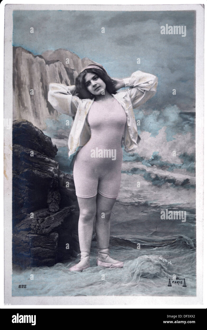 Femme en maillot une pièce, France, vers 1900 Banque D'Images
