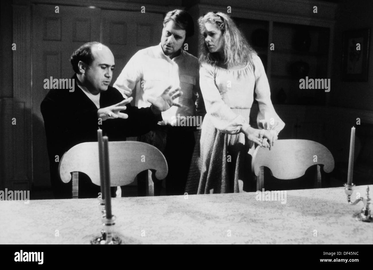 Danny Devito Diriger Michael Douglas et Kathleen Turner sur-ensemble du film, "La Guerre des Roses', Photo de François Duhamel, Gracie Films avec la distribution par 20th Century Fox, 1989 Banque D'Images