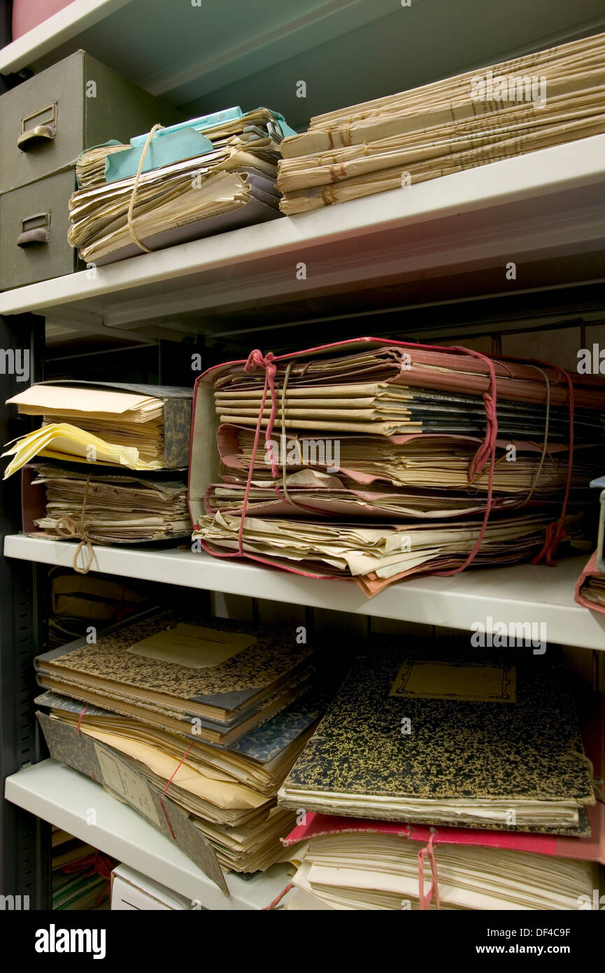 Documents dans une archive Granollers, Barcelone, Espagne Banque D'Images