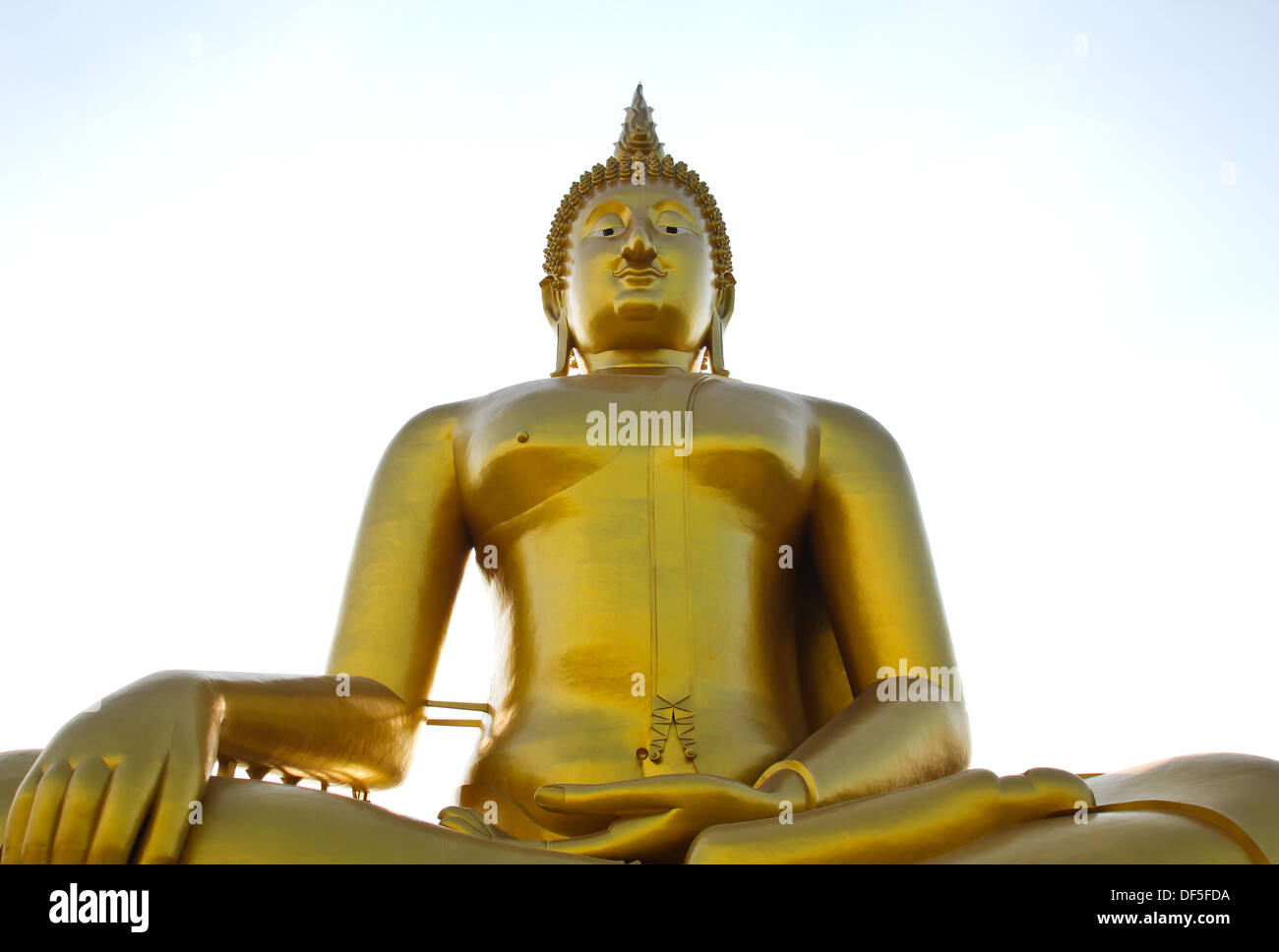 Statue du Grand Bouddha de Wat muang, Thaïlande. Banque D'Images
