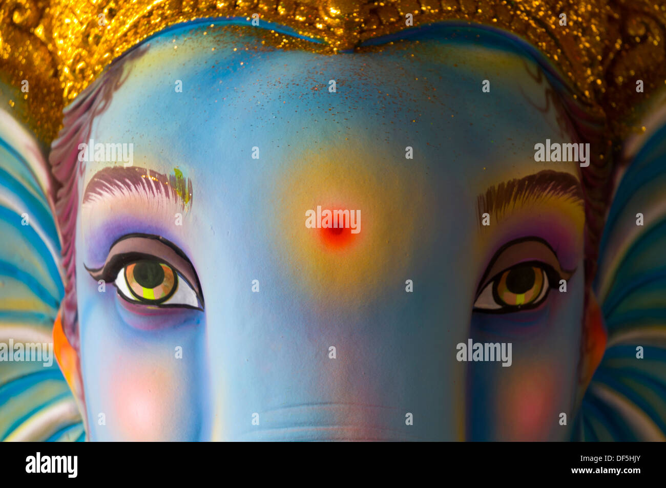 Ganesh Chaturthi. Des idoles pour la vente ; Banque D'Images