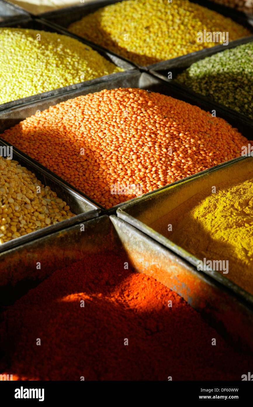 L'Inde, Rajasthan, Jodhpur épices et les légumineuses, Sadar Spice Market Banque D'Images