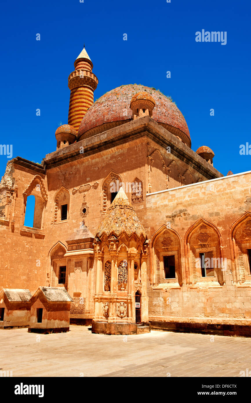 Cour intérieure du 18ème siècle l'architecture ottomane de l'Ishak Pasha Palace est de la Turquie. Banque D'Images