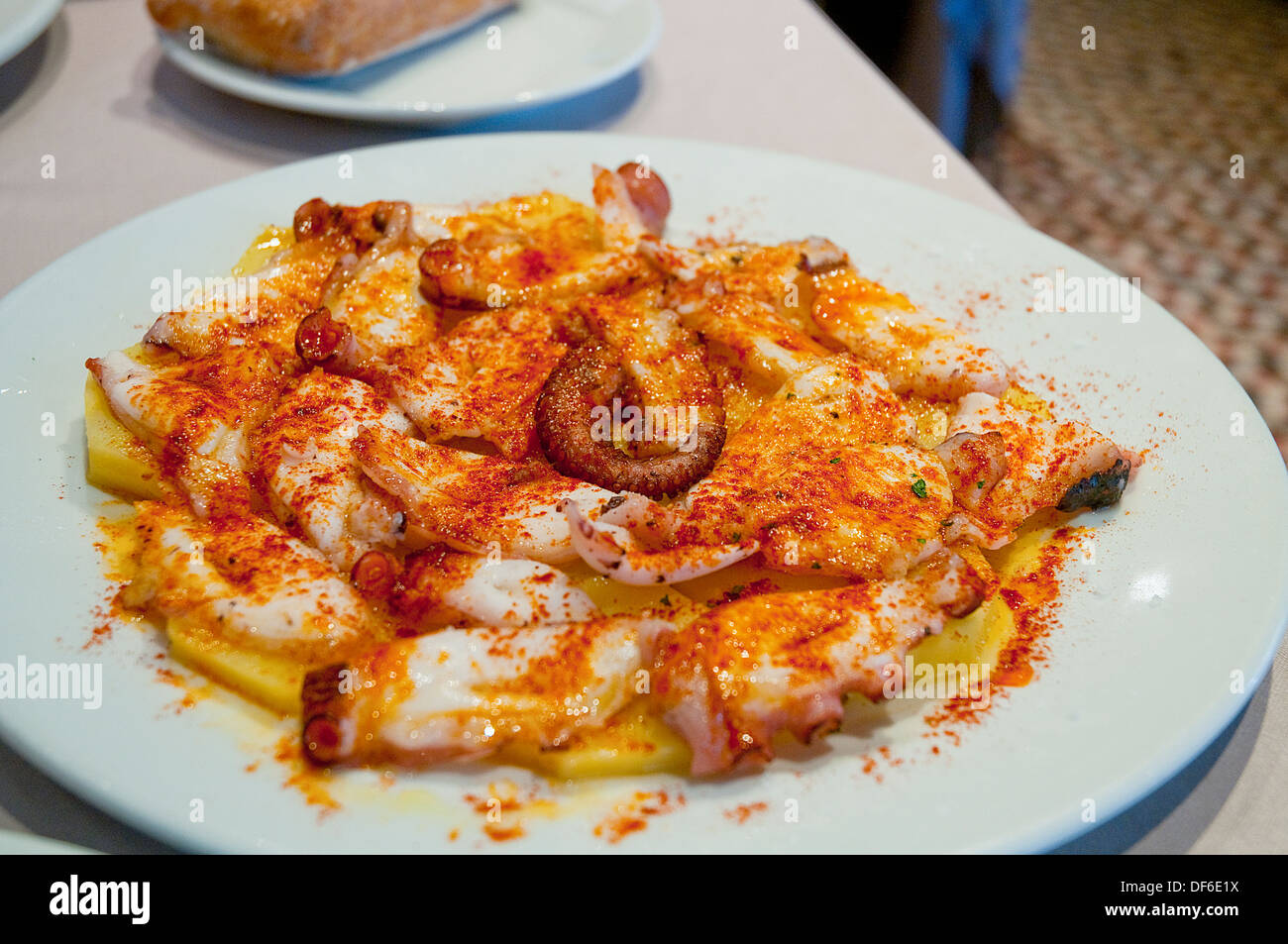 Pulpo a feira. La Galice, Espagne. Banque D'Images