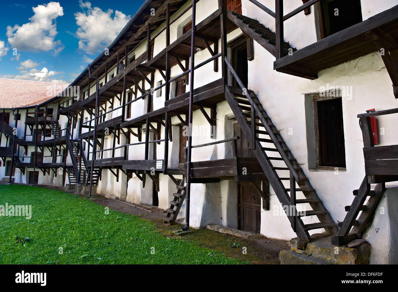 Salles de stockage Saxon Prejmer Brasov , église fortifiée, la Transylvanie. Site du patrimoine mondial de l'UNESCO Banque D'Images