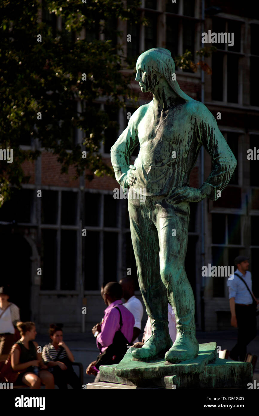 Statue de Buildrager à Anvers, Belgique, Europe Banque D'Images
