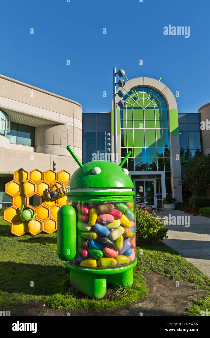 Android de Google dans les pelouses du siège de Google Googleplex à Mountain View, Santa Clara, Californie, États-Unis Banque D'Images