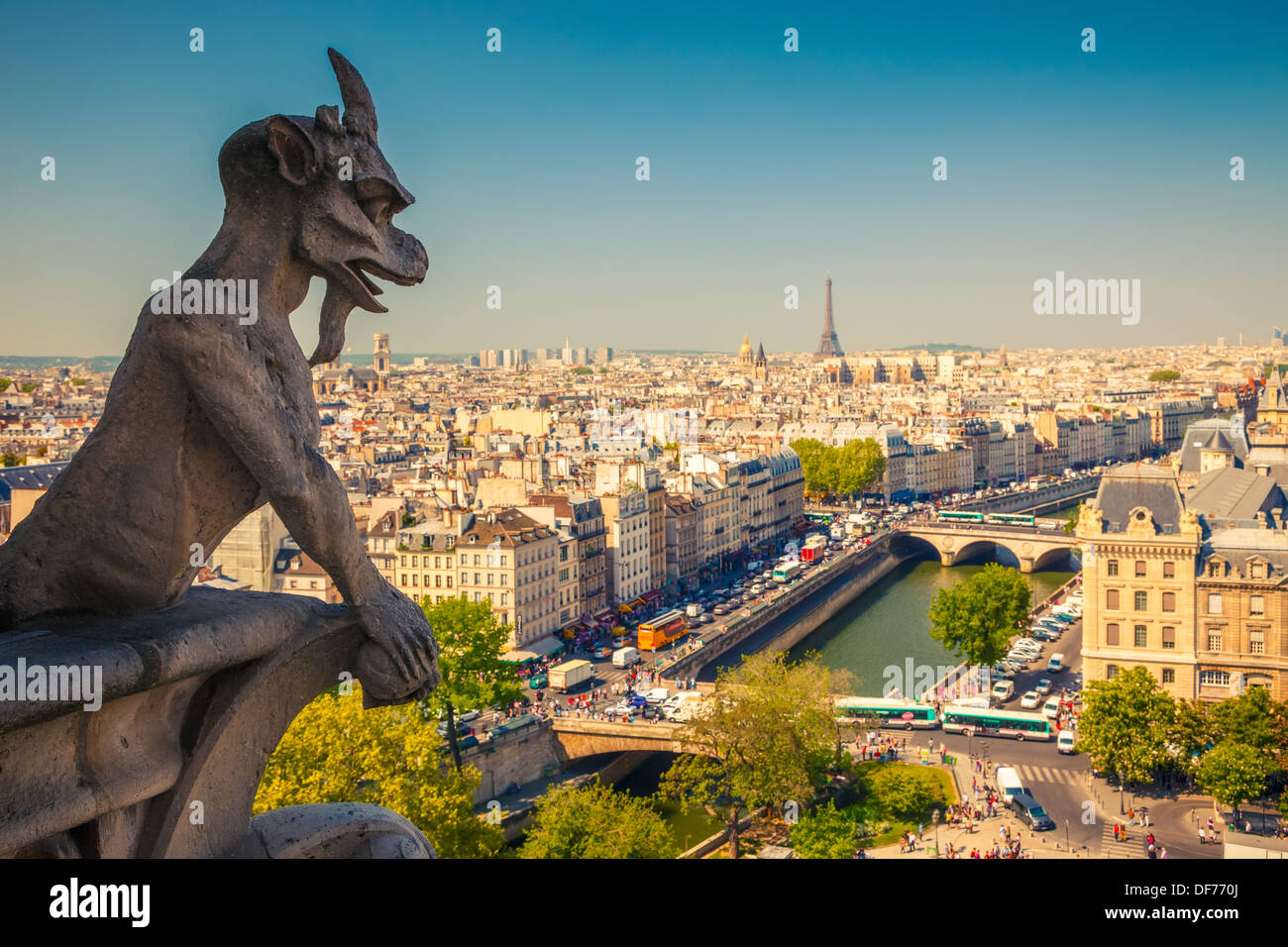 Gargouille sur la Cathédrale Notre-Dame Banque D'Images