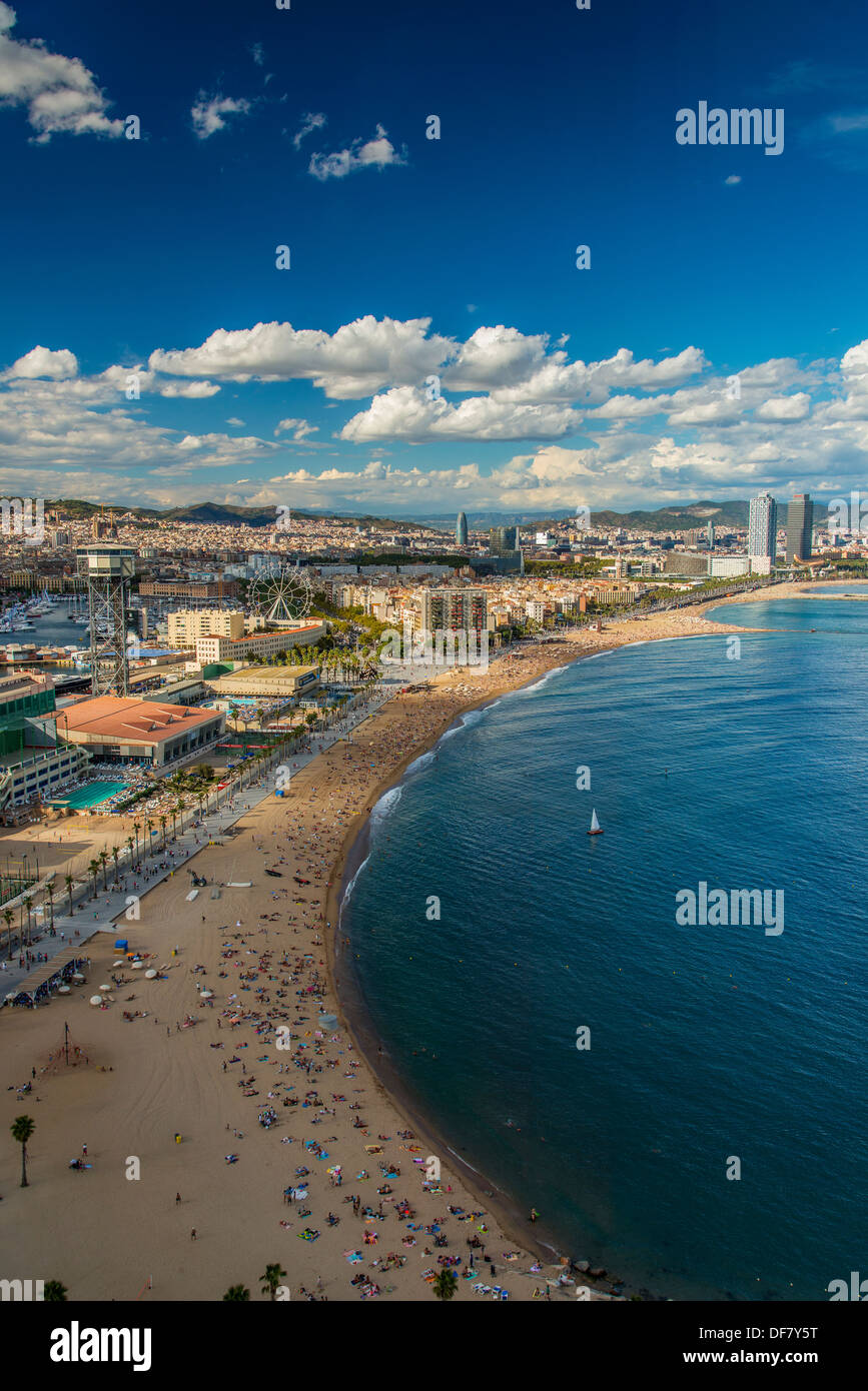 Ville et plages de la Barceloneta, Barcelone, Catalogne, Espagne Banque D'Images