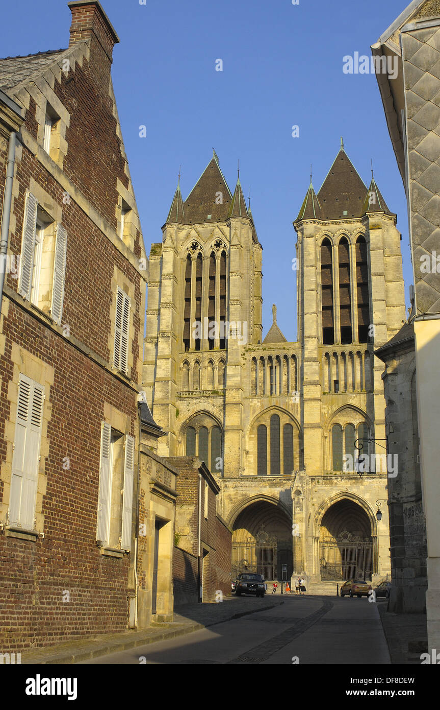 Cathedrale de noyon Banque de photographies et d’images à haute