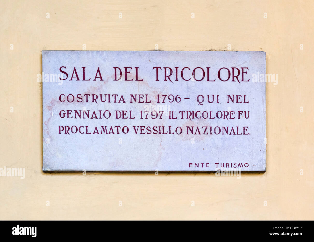 L'extérieur de la plaque de ville et Sala del Tricolore commémorant l'adoption d'un drapeau tricolore, Reggio d'Emilie, Emilie Romagne, Italie Banque D'Images