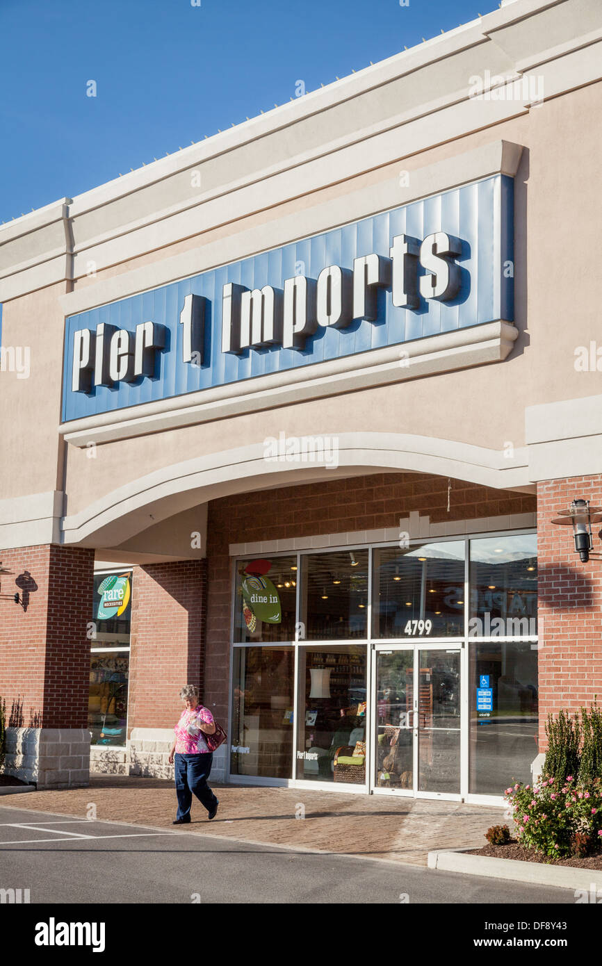 Pier 1 imports store Banque de photographies et d’images à haute résolution - Alamy