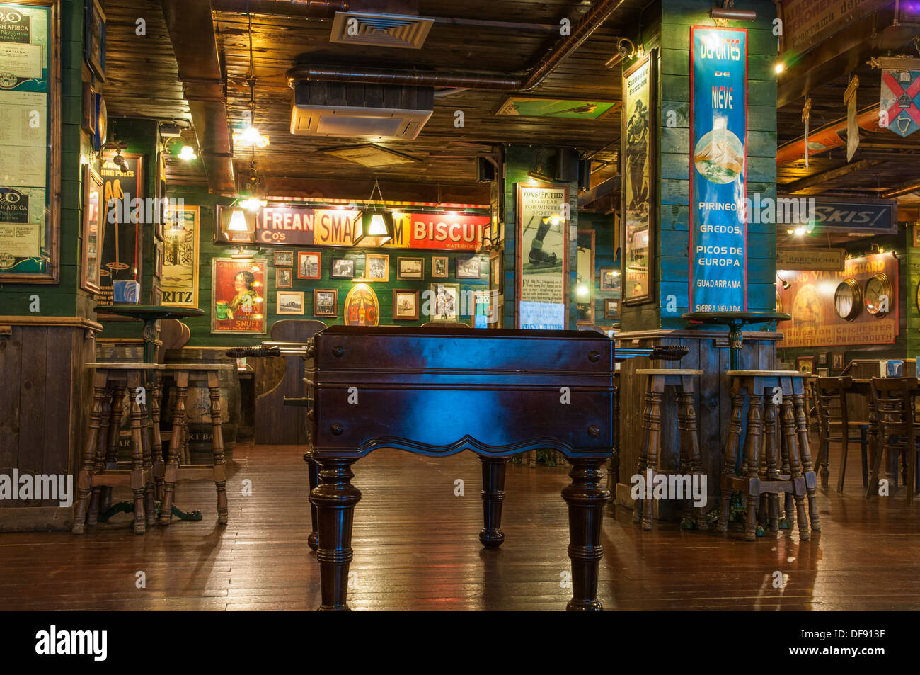 Vintage bar pour arrêter et prendre un verre Banque D'Images