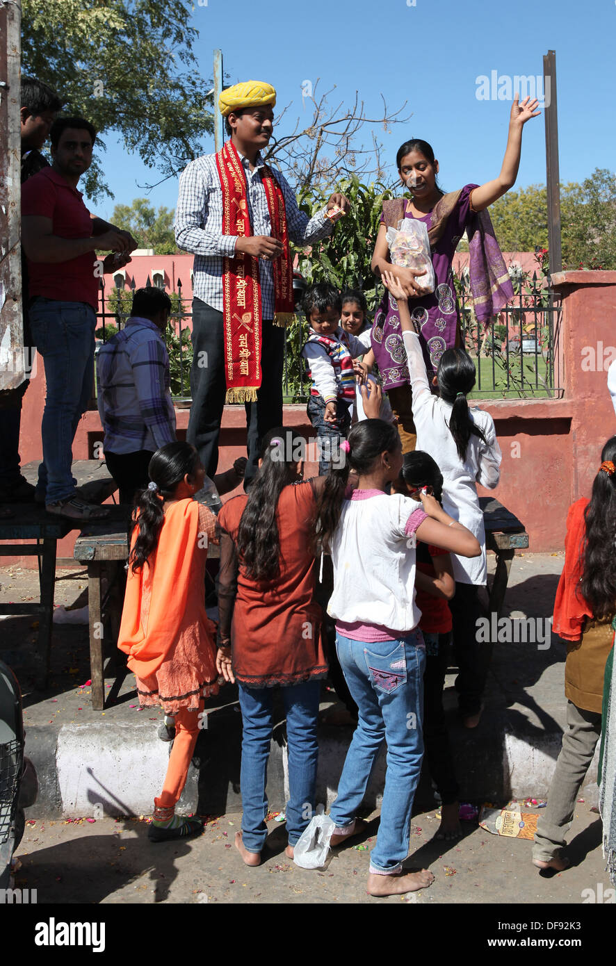 Homme politique local sur la campagne électorale à Jaipur, Rajasthan, Inde. Banque D'Images